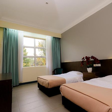 Super Oyo Capital O 90146 Alh Continental Resort Karak Экстерьер фото