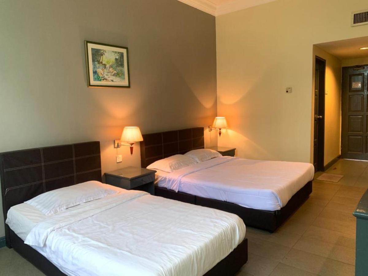 Super Oyo Capital O 90146 Alh Continental Resort Karak Экстерьер фото