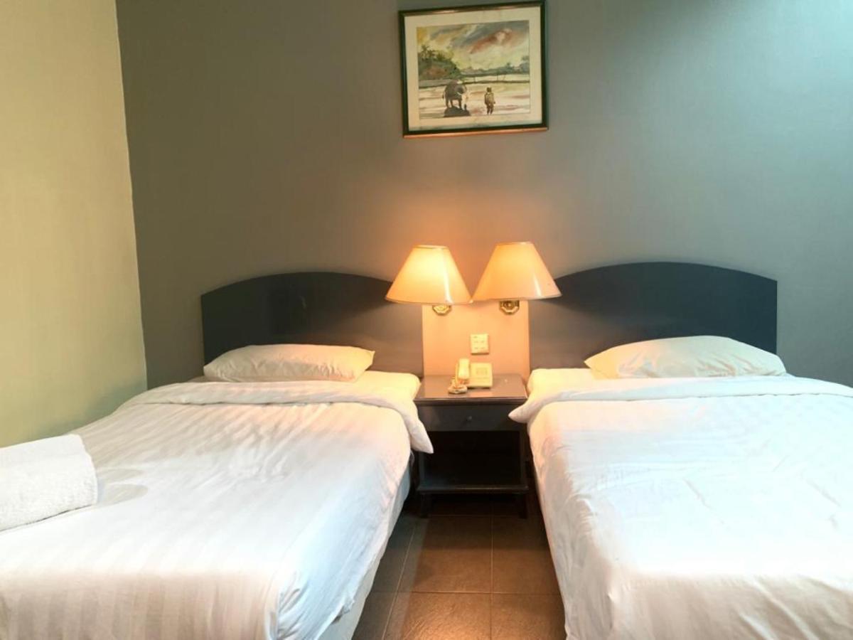 Super Oyo Capital O 90146 Alh Continental Resort Karak Экстерьер фото