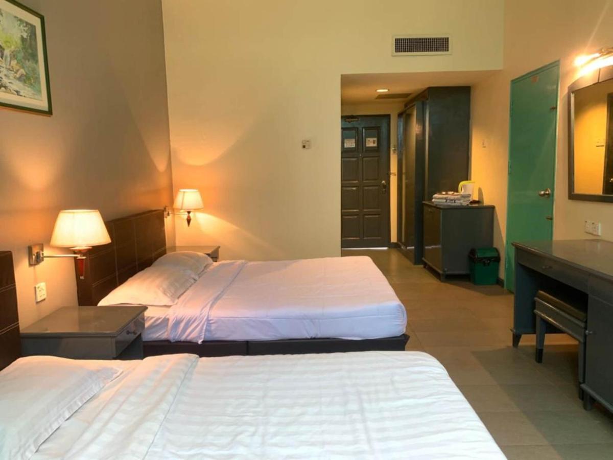 Super Oyo Capital O 90146 Alh Continental Resort Karak Экстерьер фото