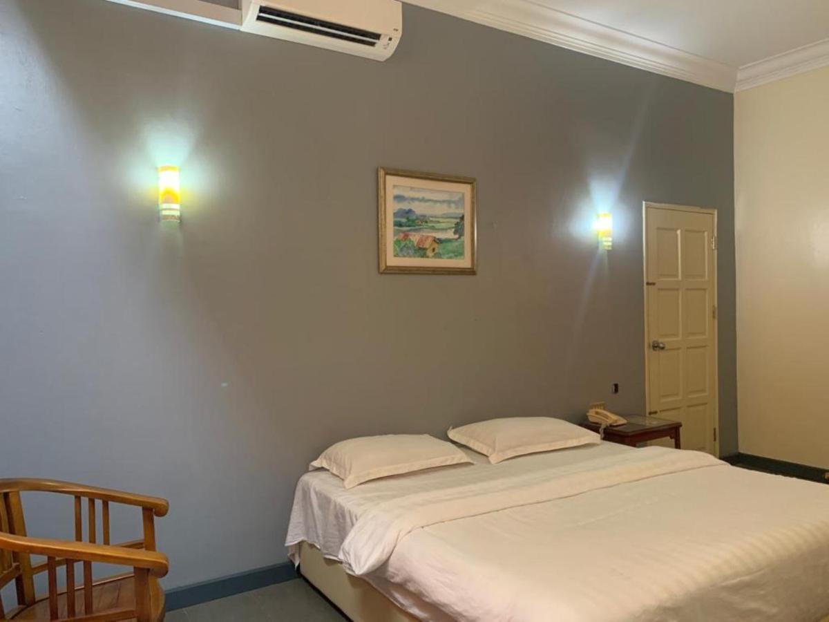 Super Oyo Capital O 90146 Alh Continental Resort Karak Экстерьер фото